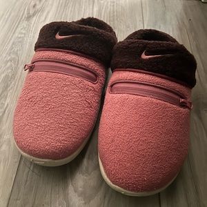 Nike shoes/slippers. Brand new